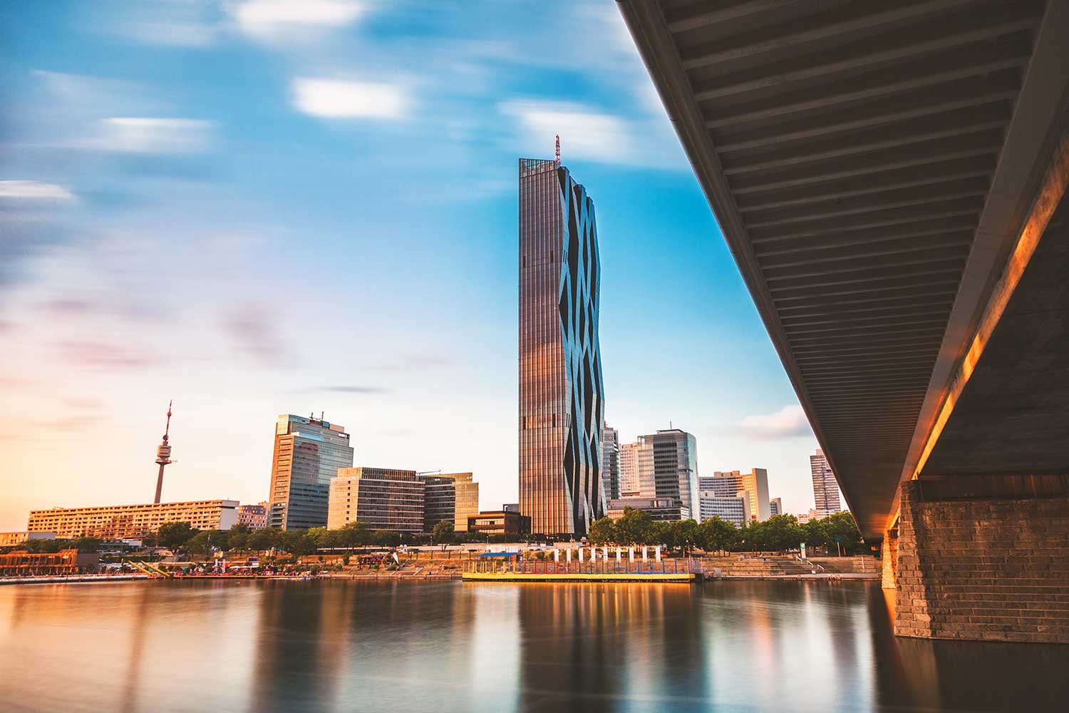Skyline Business Tower